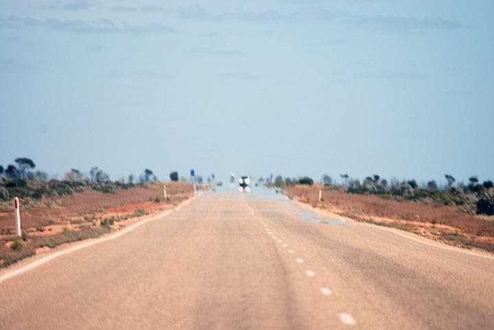 Rettilineo nel Nullarbor plain